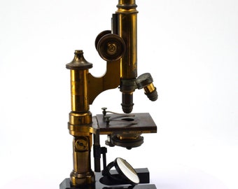Antique 1900 brass microscope by E. Leitz Wetzlar, Tested - working condition.