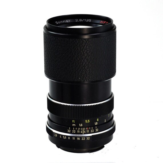 Carl Zeiss 135mm F/2.8 Red HFT Sonnar Lens - Etsy