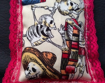 Day Of The Dead Skeletons Lavender Bag...Gothic, Los Muertos, Skulls, Lavender Satchet