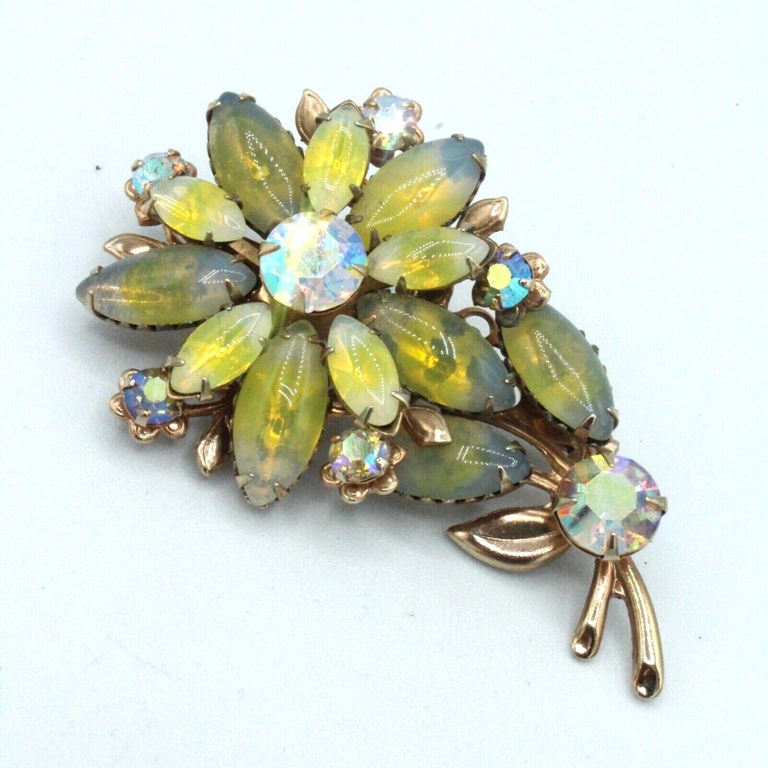 Vintage Daisy Flower Brooch Aurora Borealis Rhinestone Rivets AB Yellow ...