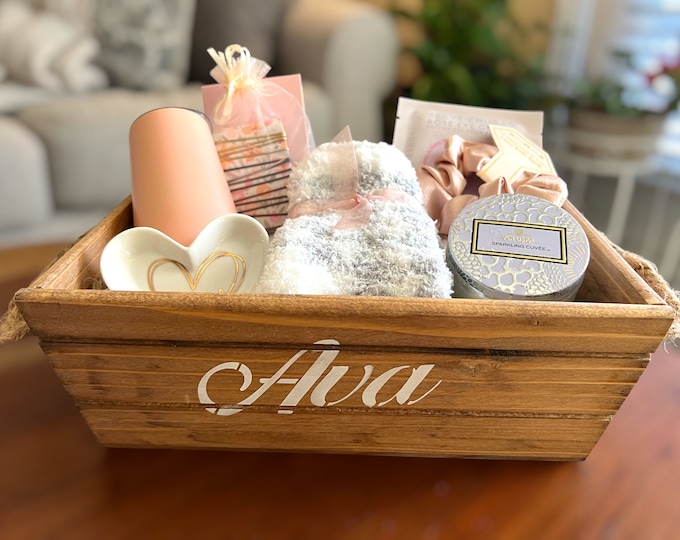 Personalized Bridesmaid Gift Box, Bridesmaid Gift Set, Bridesmaid Proposal, Maid of Honor Gift,  Bridesmaid Proposal Box