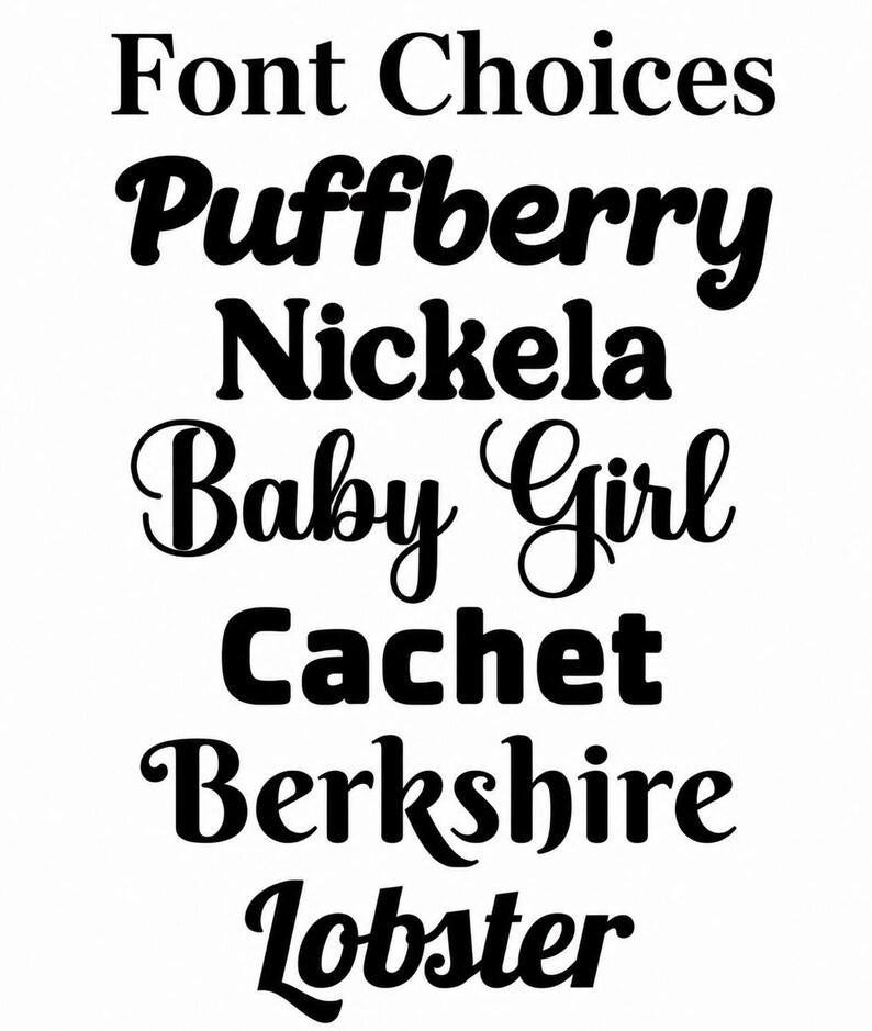 Coffret cadeau bébé fille : boîte en bois personnalisée solide avec nom peint à la main, remplie d'articles de qualité pour bébé image 18