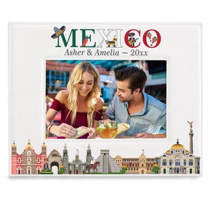 PERSONALIZED -Mexico Picture Frame. Family Vacation, Couple Vacation, Wedding, Anniversary, Honeymoon, Engagement Gift. Wedding Photo.