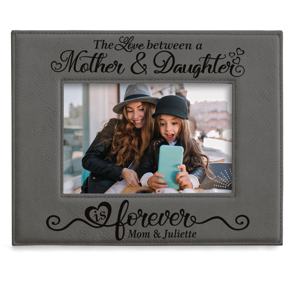 Segnalibro Per Mamma E Figlia In Acciaio Inox – Inciso "The Love Between A Mummy And Daughter Is Forever" – Regalo Per Lettrici