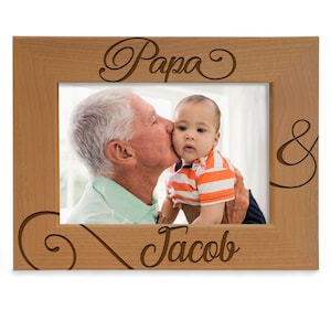 PERSONALIZED -  Papa & Me Engraved Picture Frame. Best Papa Ever, 1st Time Grandpa, Papa, Grandfather, Grandparent's Day, Father's Day Gift