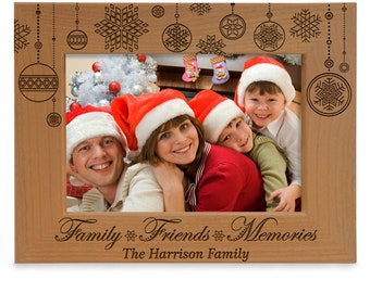 PERSONALIZED - Family, Friends, Memories Engraved Natural Wood Picture Frame. Christmas Gifts for Family and Friends, Family's 1st Christmas