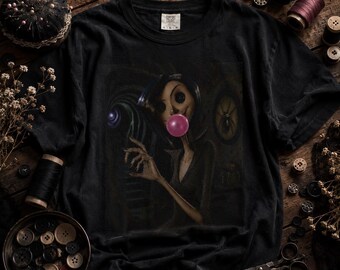 Camiseta de Mother Bubble Gum, camiseta de terror gótico inspirada en Coraline