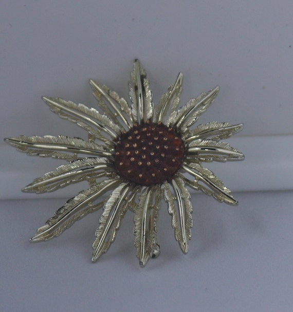 Vintage Brooch Sarah Coventry Starburst 6838 pin - image 3