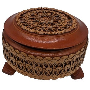 Vintage Russian Birch Bark Trinket Box – Hand‑Made Wood Jewelry Dish, Folk Art Ring Dish Box, Russian Beresta Craft