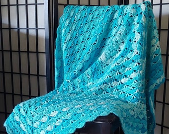 Crochet Teal Shells Blanket