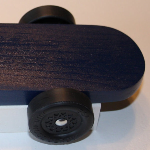 Pinewood derby car race ready BSA