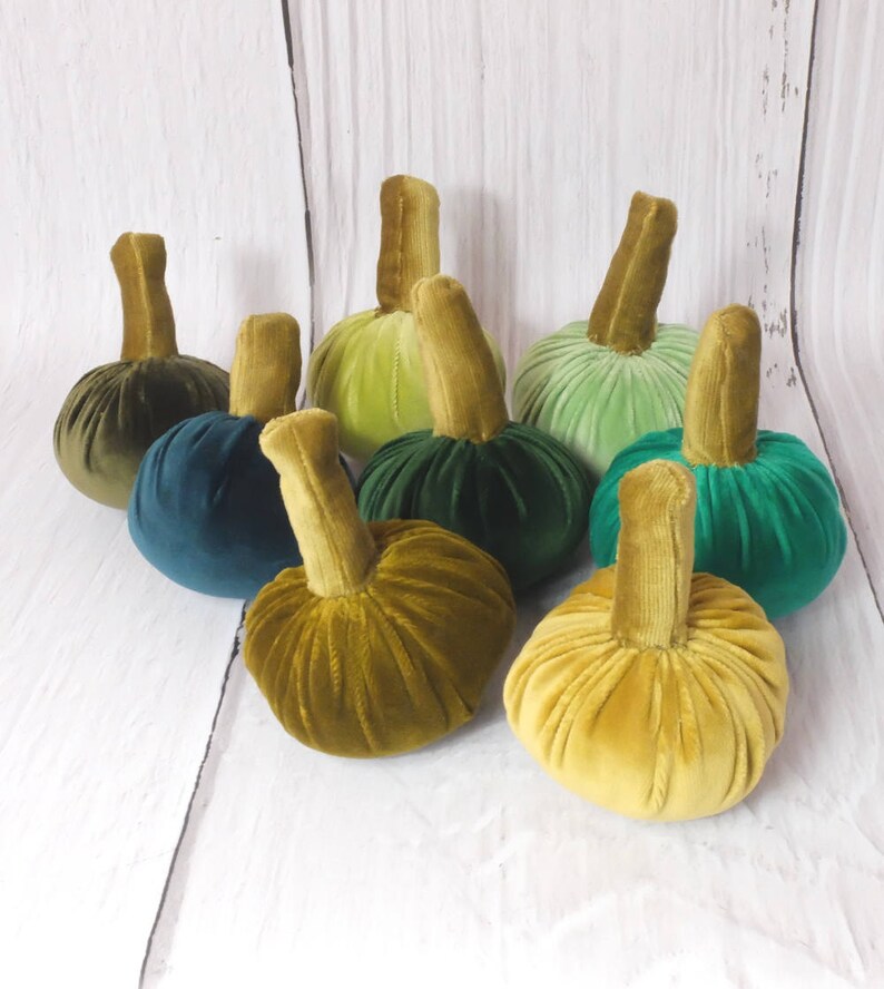 Thanksgiving Table Velvet Pumpkins Green Set Halloween Decor Green Lovers Vintage Centerpiece Autumn Ornament Shabby Chic Fall Harvest Gift