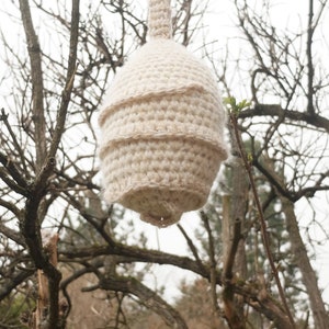 Fake Hornet Nest, Faux Wasp Nest, Crochet Wasp Repellant, Eco Friendly Hornet Deterrent, Non-toxic Wasp and Hornet Repeller, Decoy
