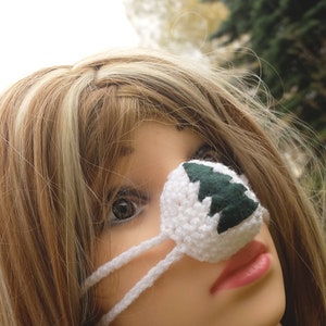 Xmas is going, Holiday Nose Warmer, Xmas Tree Nose Hat, Crochet Nose Sweater, Outdoor Wear, Nose Cozy, Winter Activities, Unisex Gift