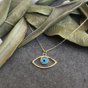 Dainty 14k Solid Yellow Gold Marquise Evil Eye Pendant Necklace