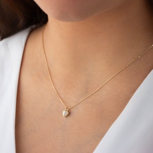 14K Solid Gold Heart Necklace, Dainty Heart Pendant, Everyday Minimalist Necklace, Gold Heart Charm, Dainty Love Choker,  Wedding Gift