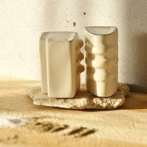 Ceramic Salt & Pepper shakers, Bauhaus TLV ceramic miniature hous, Tel-Aviv souvenir, Made in Israel, Made in Tel-Aviv, Housewarming gift