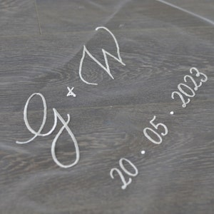 Personalised Wedding Veil with Initials and Wedding Date, Embroidered Wedding Veil, Accent Veil with Embroidery Personalised Veil with Names