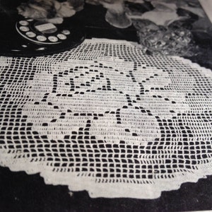 Rose o&#39;Summer Doily Vintage Filet Crochet Pattern PDF