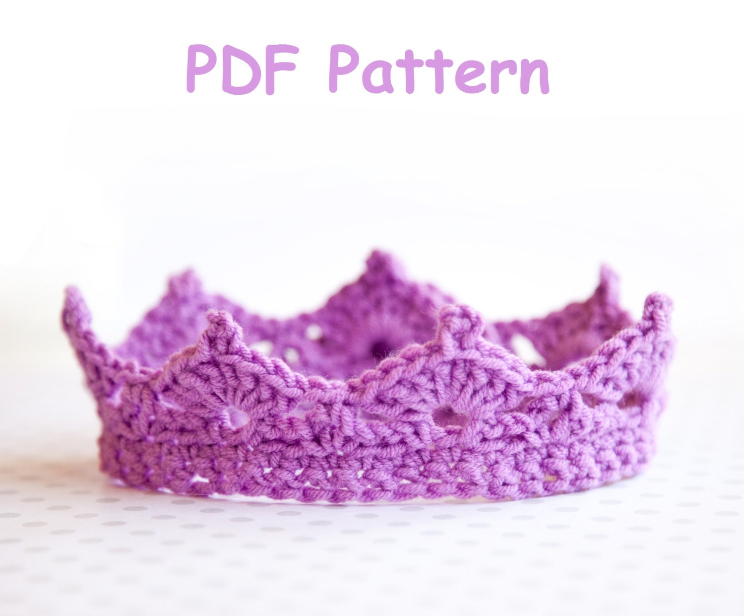Small Crown Keychain Crochet Pattern, Queen's Jubilee 
