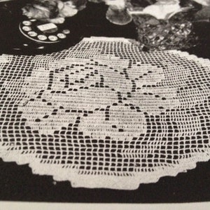 Rose o'Summer Doily Vintage Filet Crochet Pattern PDF image 3