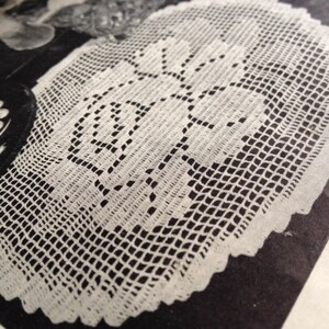 Rose o'Summer Doily Vintage Filet Crochet Pattern PDF image 2