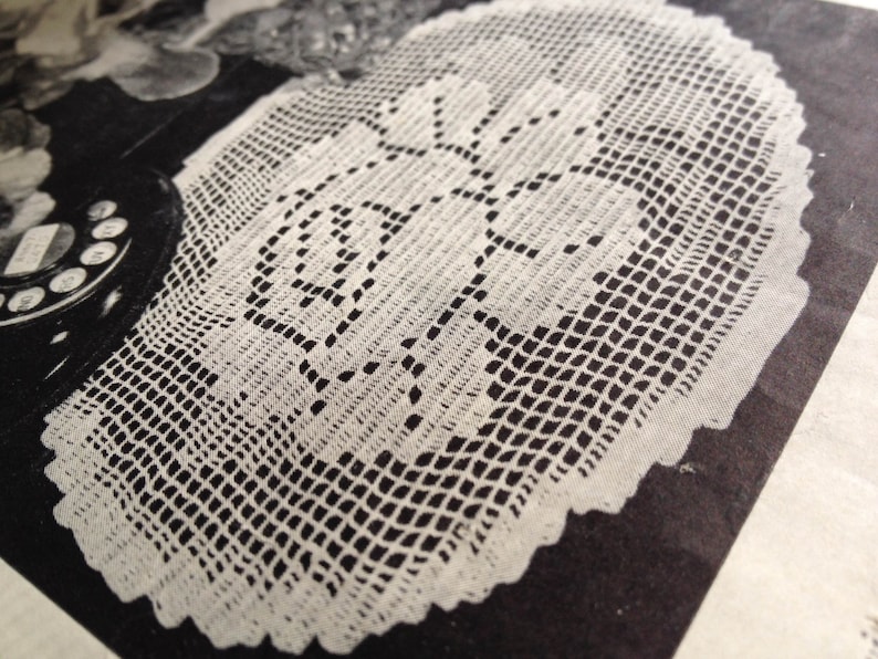 Rose o'Summer Doily Vintage Filet Crochet Pattern PDF image 2