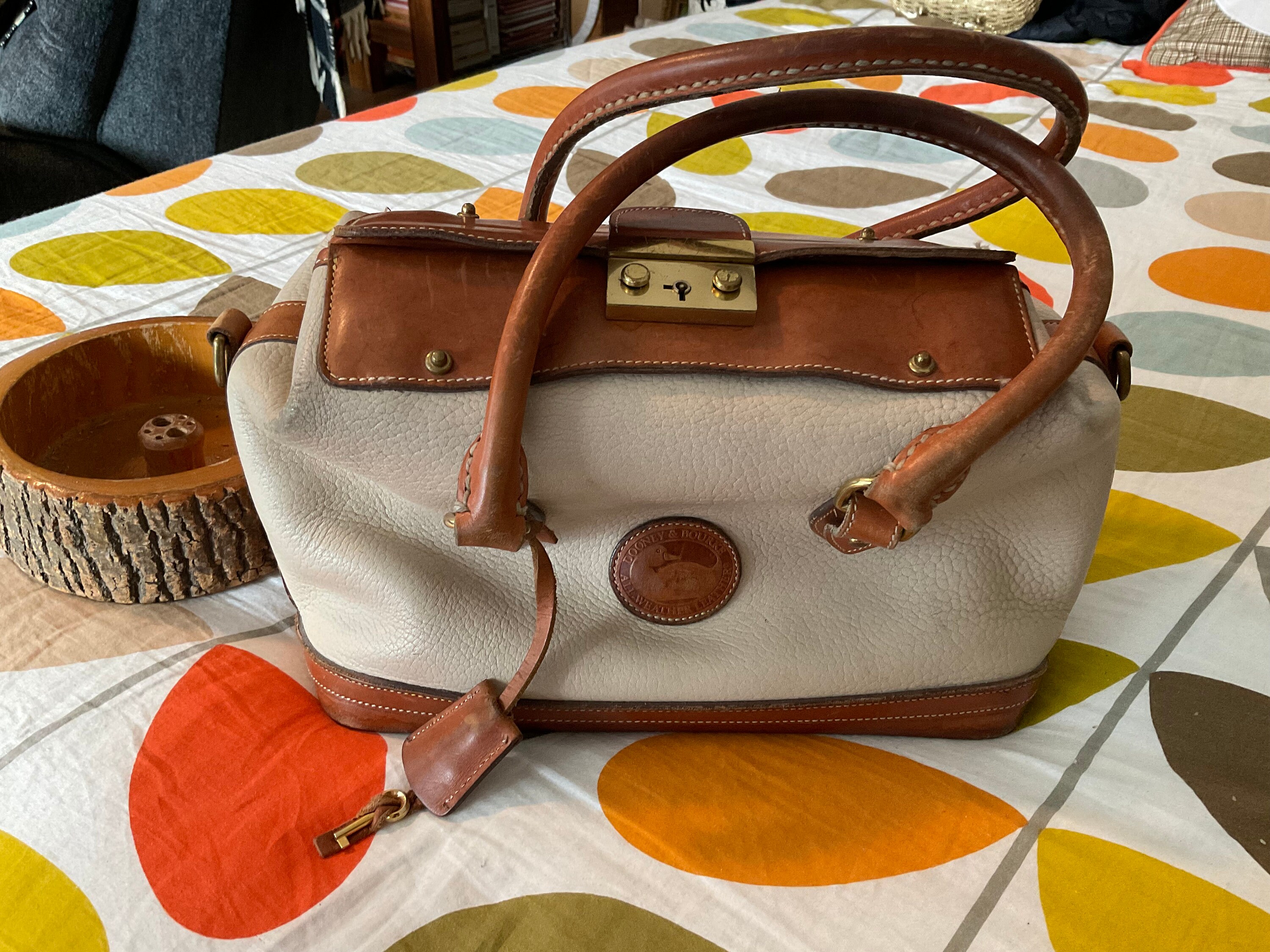 Vintage Dooney & Bourke Doctor's Bag (AUTHENTIC)