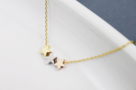 Tiny 3 Stars Pendant Necklace Simple and Modern Necklace . | Etsy