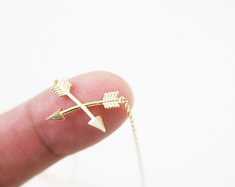 Tiny Crossed Arrows necklace Gold Arrows Necklace Dainty Necklace Everyday Necklace Simple and Modern Necklace