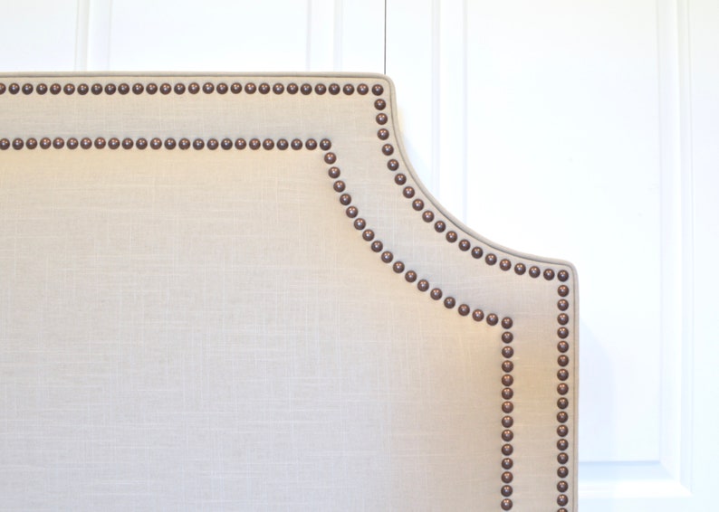 King Natural Linen Fabric Belgrave Shape Twin Size Double Row Oil-Rubbed Bronze Nailheads Full Queen Upholstered Headboard