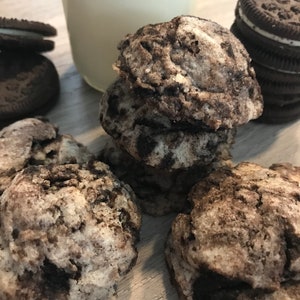 Oreo Cheesecake Cookies