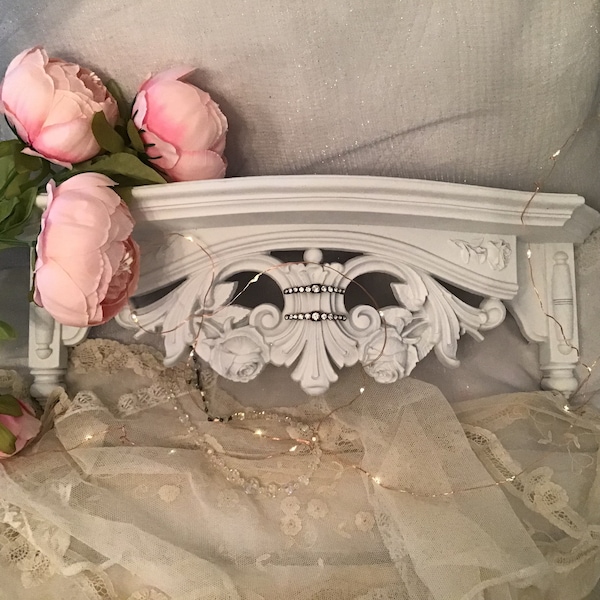 LARGE White Ornate  Vintage ~ Syroco Wall Shelf ~ BED Crown SHABBY Cottage Wall Décor