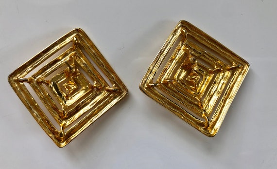 Gold-Tone "Square" Pierced Large Earrings and Lar… - image 4
