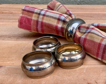 Napkin Rings — Vintage Brass — 6 Piece Set — Holiday Table Decorations — Grandmacore