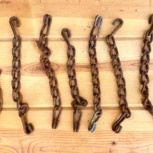 Rusty Iron Chain — Antique Industrial Scrap Metal — Vintage Steampunk Lighting Design/Metalworking Art Supplies — Plant Hanger