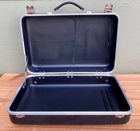 Vintage Suitcase — Retro Camera Bag/Case — Hard S… - image 5