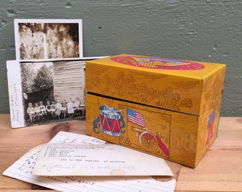 Vintage Bicentennial Recipe Card Box: Painted Tin, Mid-Century Kitchen Decor