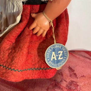Vintage 1940s Diese Puppe Bekleidung Celluloid German Girl Doll 10" with tag, free Shipping bild 4