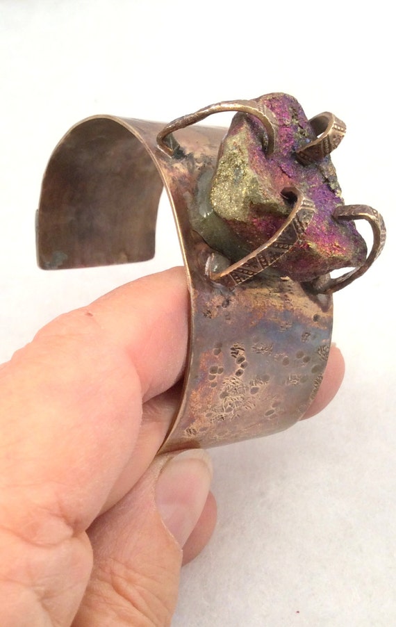 Dramatic Art Bracelet. Copper w/ Mineral Specimen 