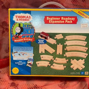 12 different Thomas the Tank expansion sets and accessory pieces, vintage, tlfree shipping