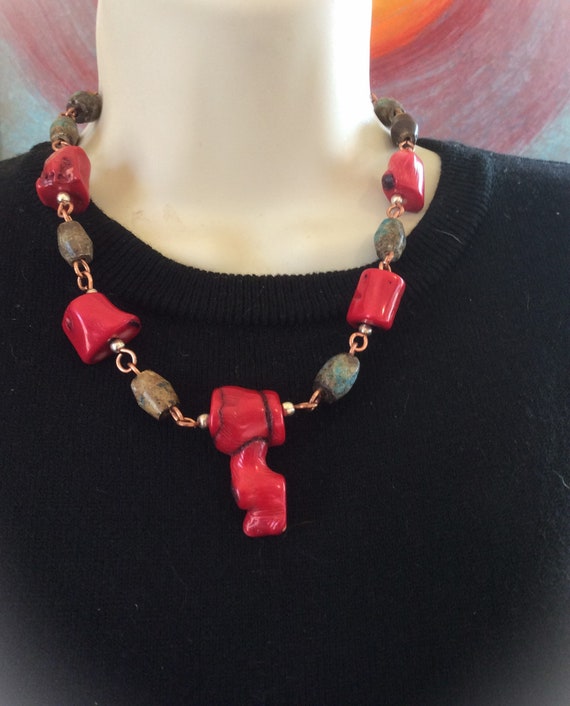 Tibetan Buddhist Gau Pendant in Red Coralwith Ganesh or Buddha Tibetan Buddhist Gau Pendant in Red Coralwith Ganesh or Buddha