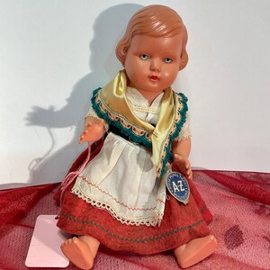 Vintage 1940s Diese Puppe Bekleidung Celluloid German Girl Doll 10" with tag, free Shipping bild 2