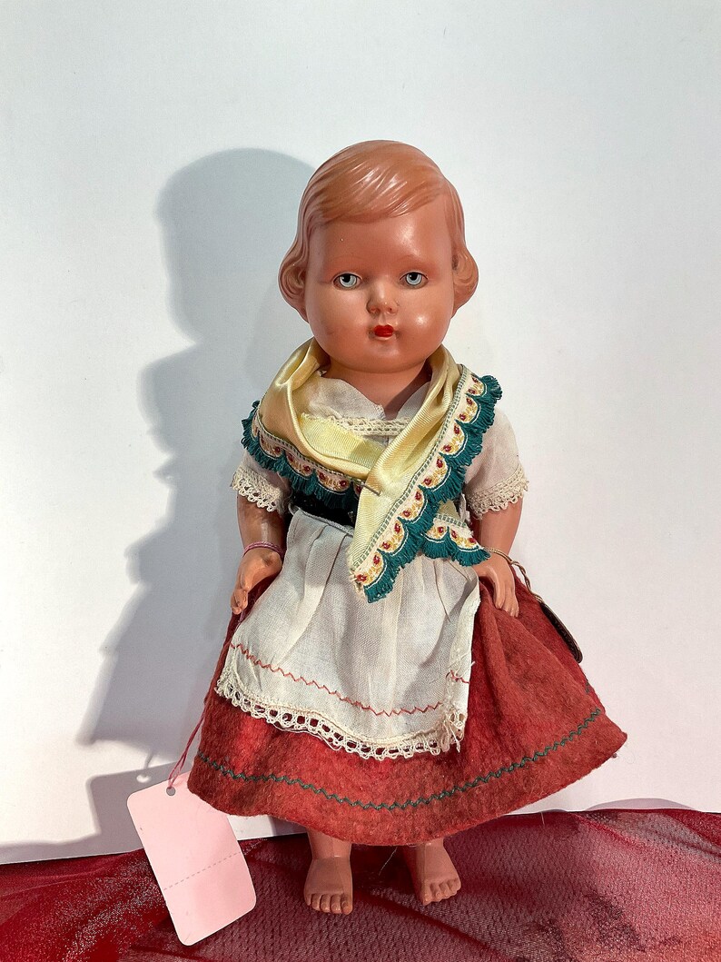 Vintage 1940s Diese Puppe Bekleidung Celluloid German Girl Doll 10" with tag, free Shipping bild 1