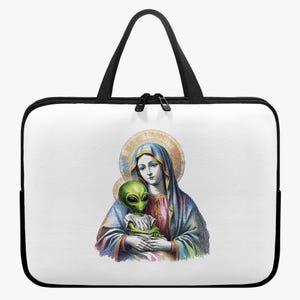 Sarkastyczna obudowa na Macbooka Zabawna kosmita boho, etui na komputer Mac, dziewica Mary, kosmita, etui na komputer, uroczy prezent dla niego