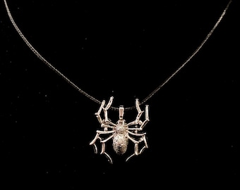 Spider Necklace, Silver Spider, Goth Necklace, Spider Jewelry, Arachnid Necklace, Halloween Spiders, Halloween Pendant