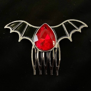 Bat Hair Comb, Black Red Bat, Goth Hair Comb, Gothic Hair Comb, Wing Hair Comb, Bat Wing, Silver Black Bat, Vampire Jewelry, Bat Jewelry,
