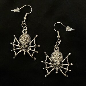 Spider Earrings, Silver Spider, Goth Earrings, Spider Jewelry, Arachnid Earrings, Halloween Spiders, Halloween Jewelry