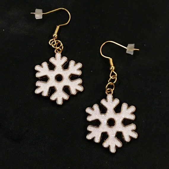 Etsy snowflake earrings deals