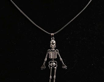 Articulated Skeleton, Articulated Necklace, Halloween Necklace, Moving Skeleton, Skeleton Necklace, Skull Necklace, Halloween Jewelry